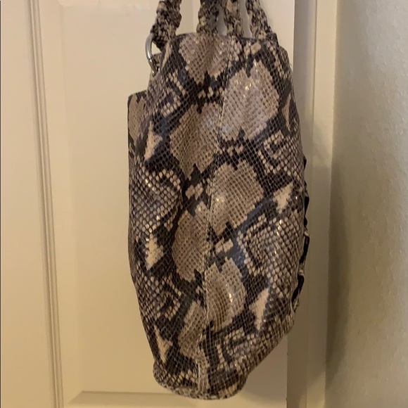 Michael Kors handbag - Picture 4 of 6